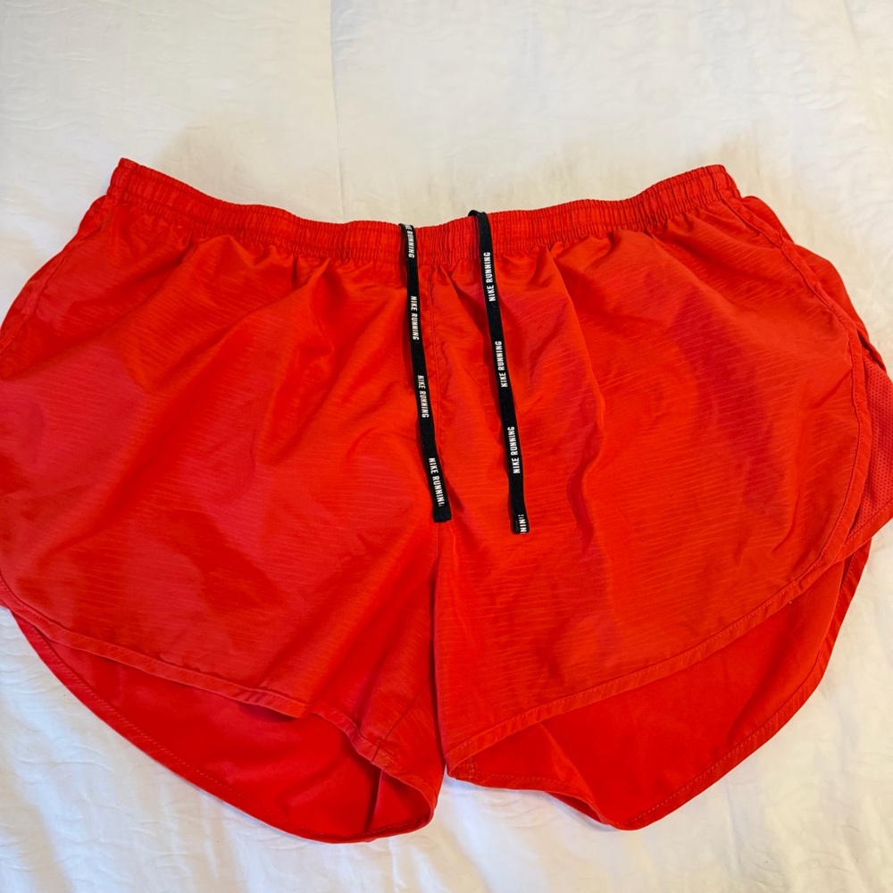 Nike Dri Fit Red women’s running shorts lined athletic baseball field XL